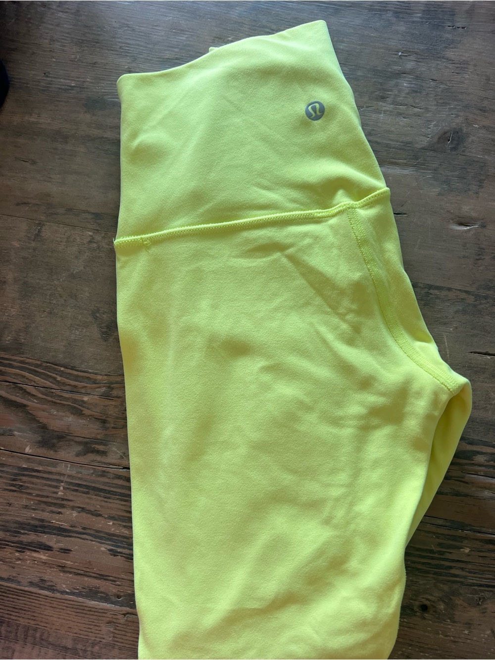 EUC lululemon Neon yellow Leggings sz 4